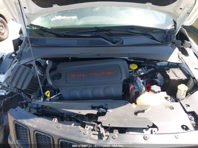 3C4NJCBB4KT844017 Jeep Compass Altitude