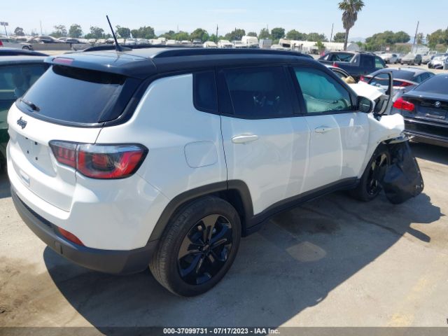 3C4NJCBB4KT844017 Jeep Compass Altitude