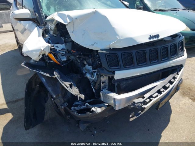 3C4NJCBB4KT844017 Jeep Compass Altitude