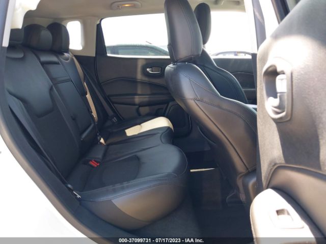 3C4NJCBB4KT844017 Jeep Compass Altitude
