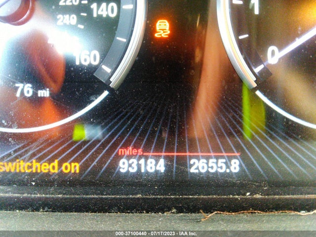 BMW 528i Xdrive 2015 WBA5A7C59FD627636 Image 15