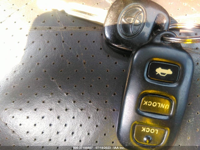 2003 TOYOTA CAMRY SOLARA SE/SLE VIN: 2T1FF22P73C610325