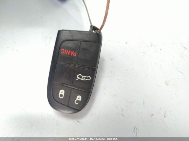 2015 CHRYSLER 300 2C3CCAAG9FH929666 Photo 10