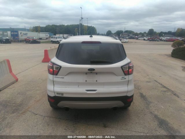 1FMCU9GD9JUB76730 Ford ESCAPE SE