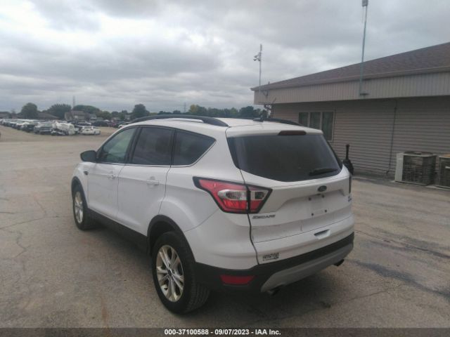 1FMCU9GD9JUB76730 Ford ESCAPE SE