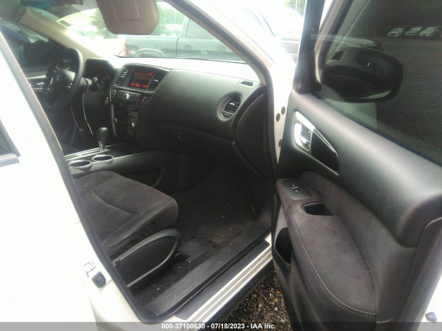 2014 NISSAN PATHFINDER S VIN: 5N1AR2MN9EC616731