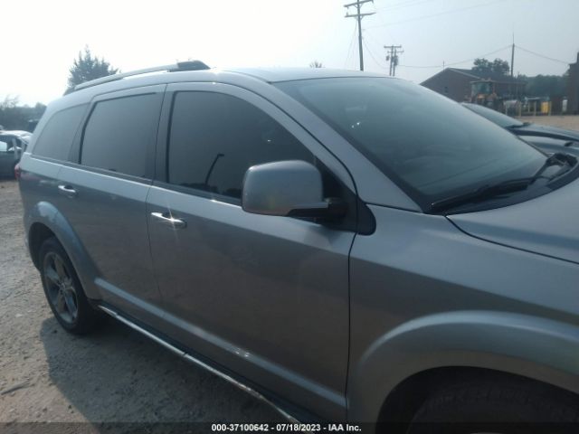3C4PDCGG5JT157146 Dodge Journey Crossroad