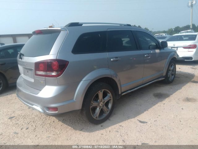 3C4PDCGG5JT157146 Dodge Journey Crossroad