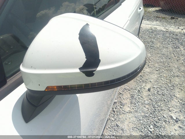 WAUGNAF46HN058660 Audi A4 PREMIUM