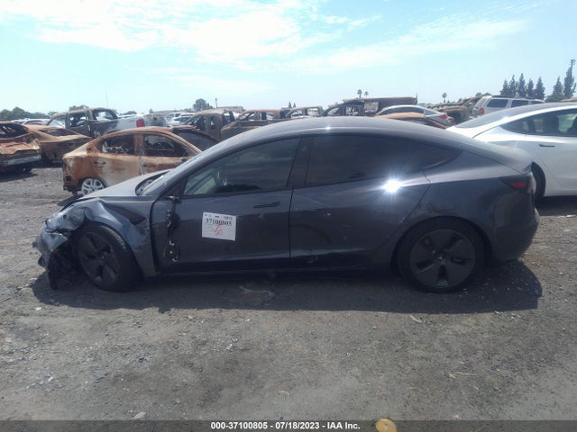 5YJ3E1EA7NF249782 Tesla MODEL 3