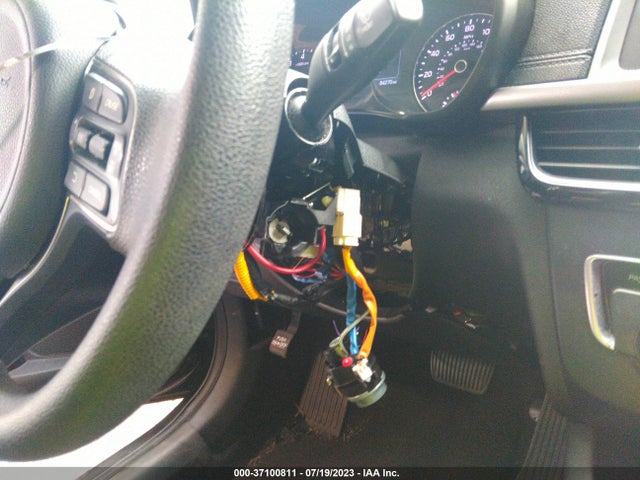 KIA Optima Lx 2017 5XXGT4L33HG158085 Image 6