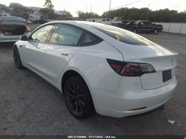 2021 Tesla 3, VIN: 5YJ3E1EA2MF060505