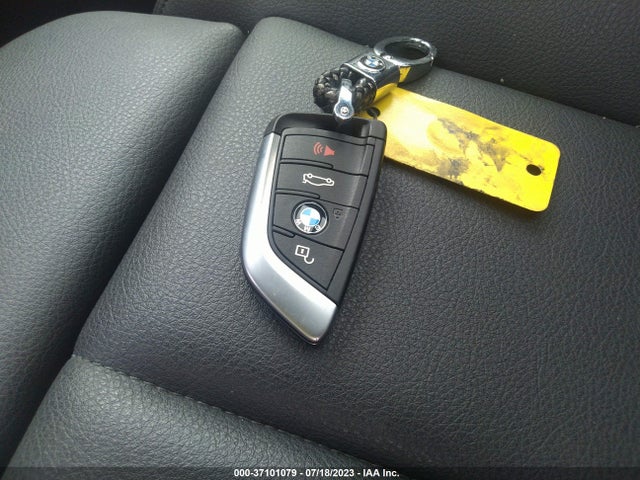 WBXJG9C01L3L57595 BMW X1 Xdrive28i