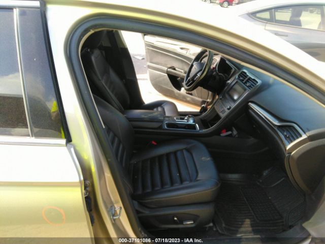 3FA6P0CD3KR269834 Ford FUSION SEL