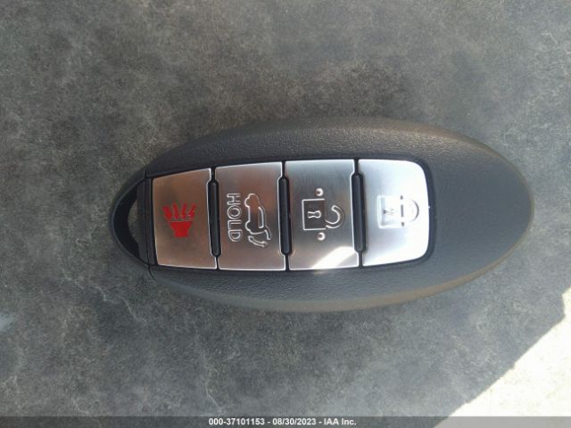 5N1AT2MT7FC812460 Nissan Rogue Sl