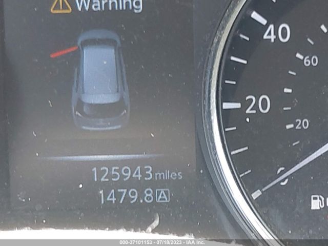 5N1AT2MT7FC812460 Nissan Rogue Sl