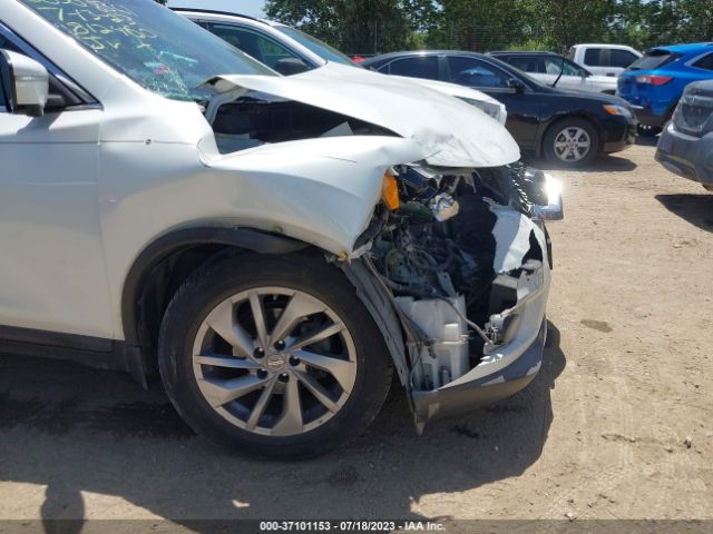 5N1AT2MT7FC812460 Nissan Rogue Sl