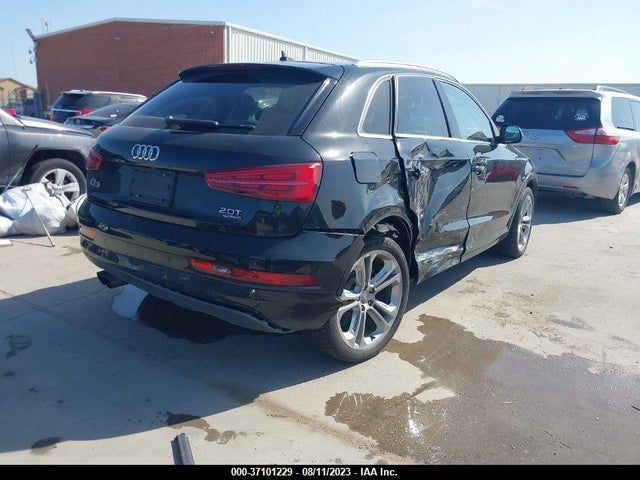 WA1JCCFS7HR008135 Audi Q3 Premium Plus