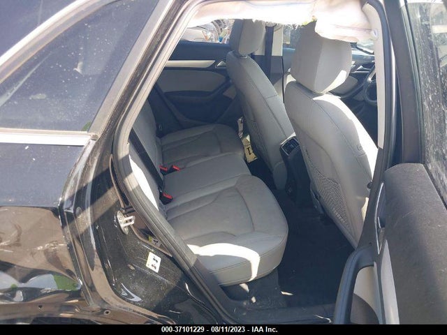 WA1JCCFS7HR008135 Audi Q3 Premium Plus