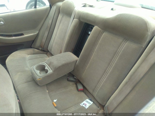 2000 HONDA ACCORD SDN SE VIN: 1HGCG5675YA072684