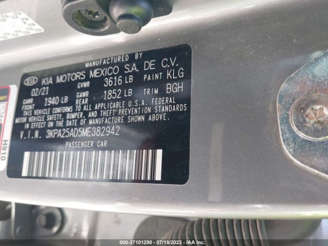 3KPA25AD5ME382942 KIA Rio 5-door S
