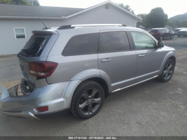 3C4PDCGB6FT746427 Dodge Journey Crossroad