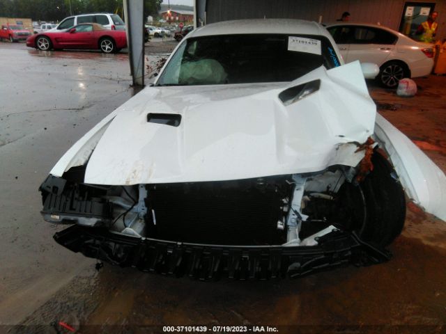 2C3CDZAG9JH333929 Dodge Challenger Sxt Plus