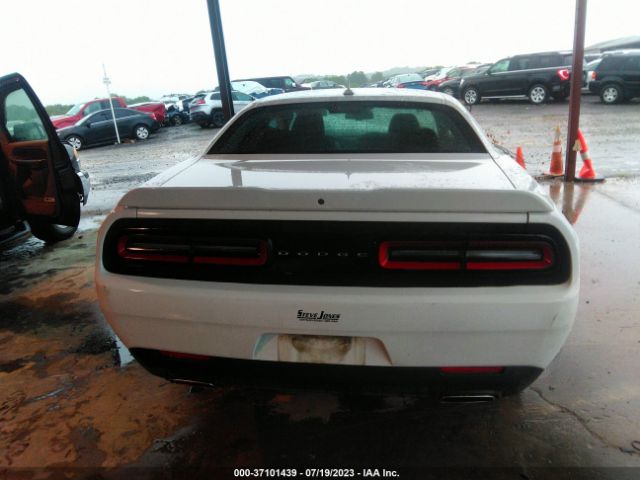2C3CDZAG9JH333929 Dodge Challenger Sxt Plus