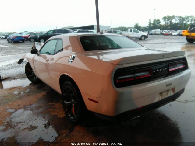 2C3CDZAG9JH333929 Dodge Challenger Sxt Plus