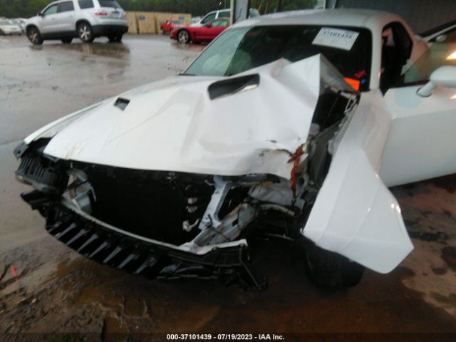 2C3CDZAG9JH333929 Dodge Challenger Sxt Plus