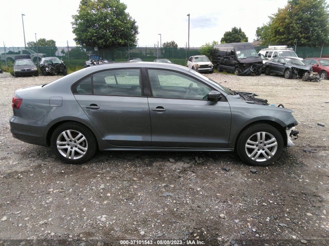 3VW2B7AJ8JM246146 Volkswagen Jetta 1.4t S
