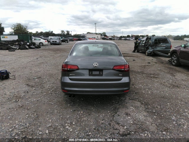 3VW2B7AJ8JM246146 Volkswagen Jetta 1.4t S