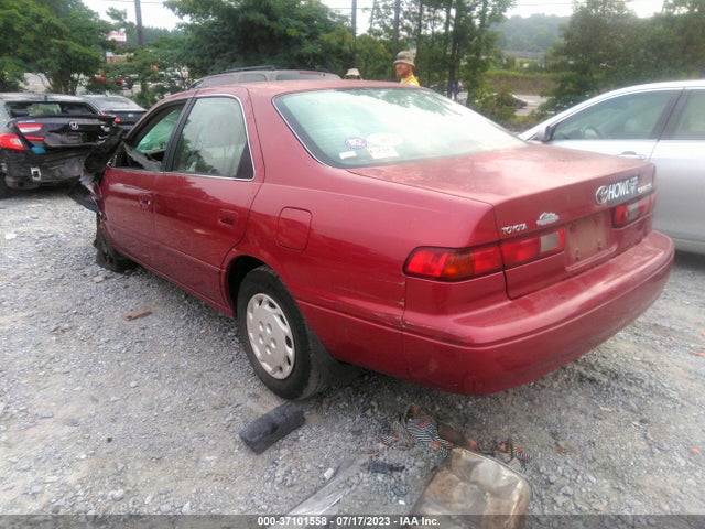 1997 TOYOTA CAMRY LE/XLE VIN: JT2BG22K8V0080694