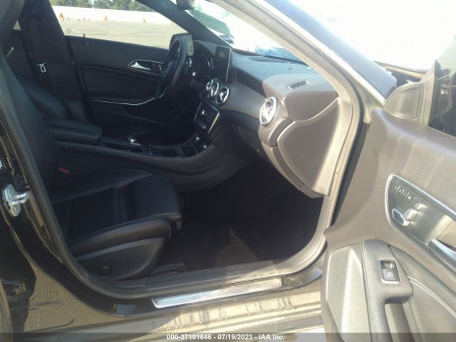 WDDSJ4EB9JN571469 Mercedes-Benz Cla Cla 250