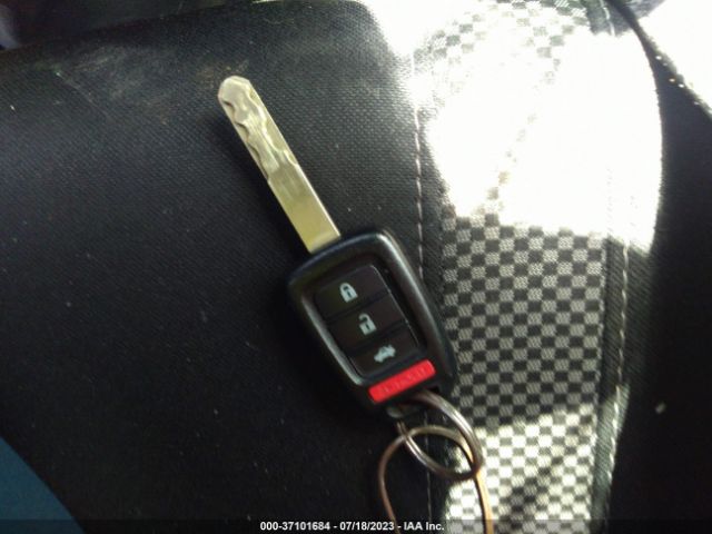19XFC2F65KE039069 Honda Civic Sedan Lx
