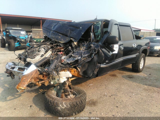 2005 GMC SIERRA 1500 SLT VIN: 2GTEK13T651257302