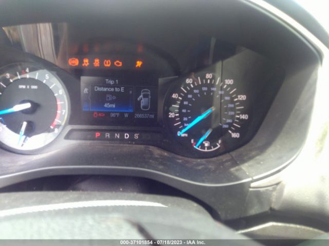 3FA6P0HD0FR131246 Ford FUSION SE