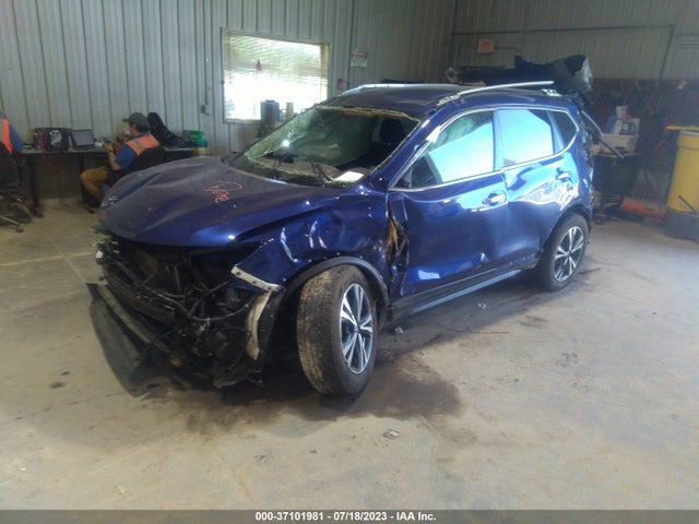 2019 NISSAN ROGUE SV VIN: 5N1AT2MV7KC770495