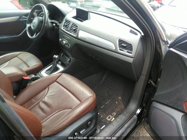 WA1EFCFS0GR015905 Audi Q3 Premium Plus