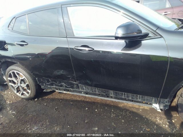 WBXYJ5C3XJEF75526 BMW X2 Xdrive28i