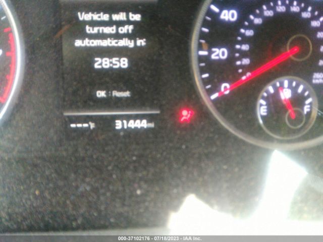 5XXG14J28NG085856 KIA K5 LXS