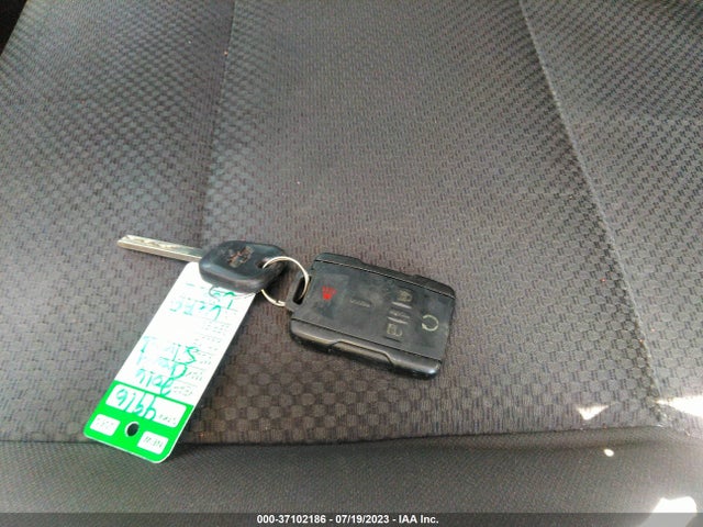 Chevrolet Silverado 1500 Lt 2016 3GCPCREC3GG342657 Image 3
