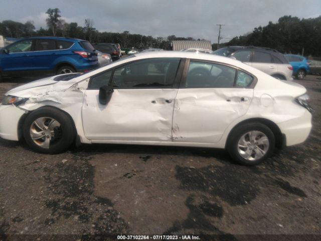 19XFB2F50FE232228 Honda Civic Sedan Lx