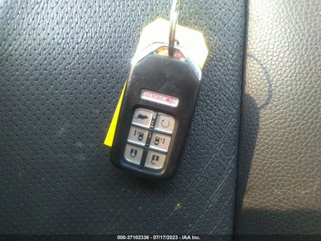 Honda Odyssey Elite 2018 5FNRL6H97JB036422 Image 11
