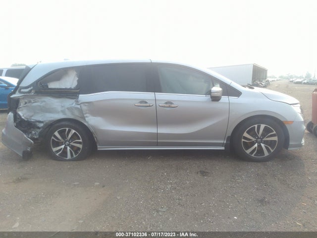 Honda Odyssey Elite 2018 5FNRL6H97JB036422 Image 13