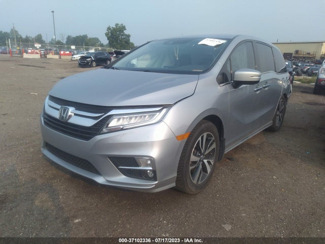 Honda Odyssey Elite 2018 5FNRL6H97JB036422 Image 2