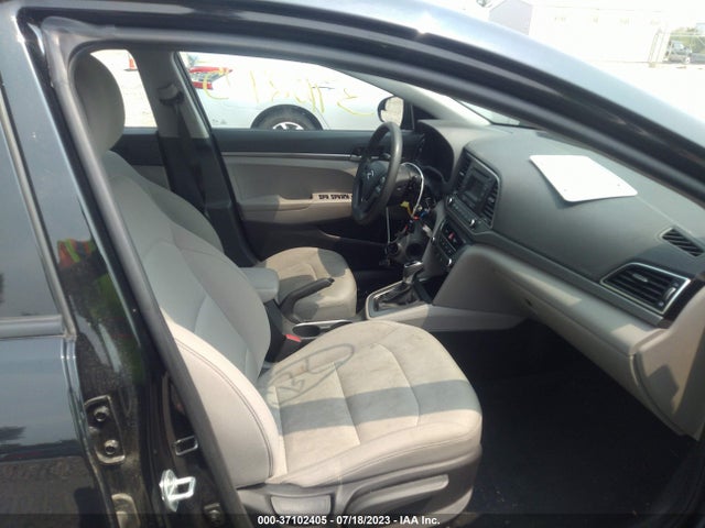 2017 HYUNDAI ELANTRA SE VIN: 5NPD74LF7HH133860