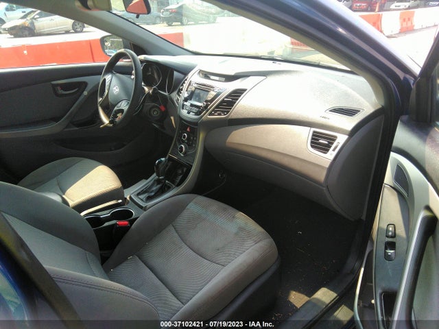 2015 HYUNDAI ELANTRA SE VIN: 5NPDH4AE9FH598130