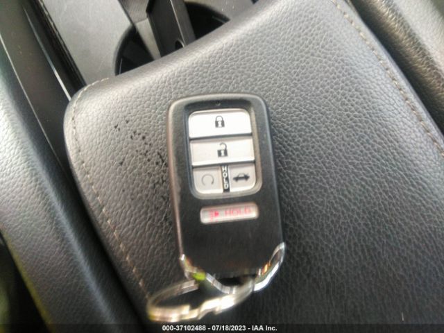 2HGFC2F81LH547774 Honda Civic Sedan Sport