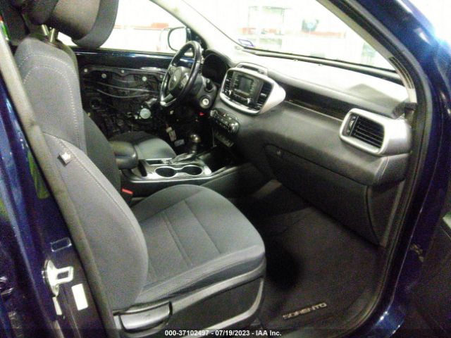 5XYPGDA39GG156228 KIA SORENTO LX